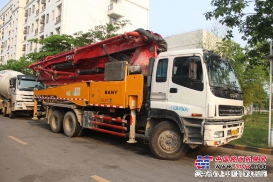 江蘇三翼 出售三一五十鈴底盤40米泵車 2012年出廠