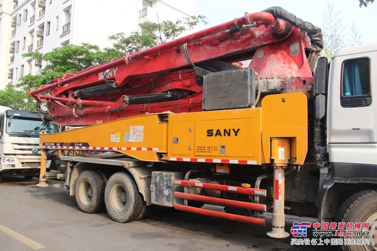 江苏三翼 出售三一五十铃底盘40米泵车 2012年出厂