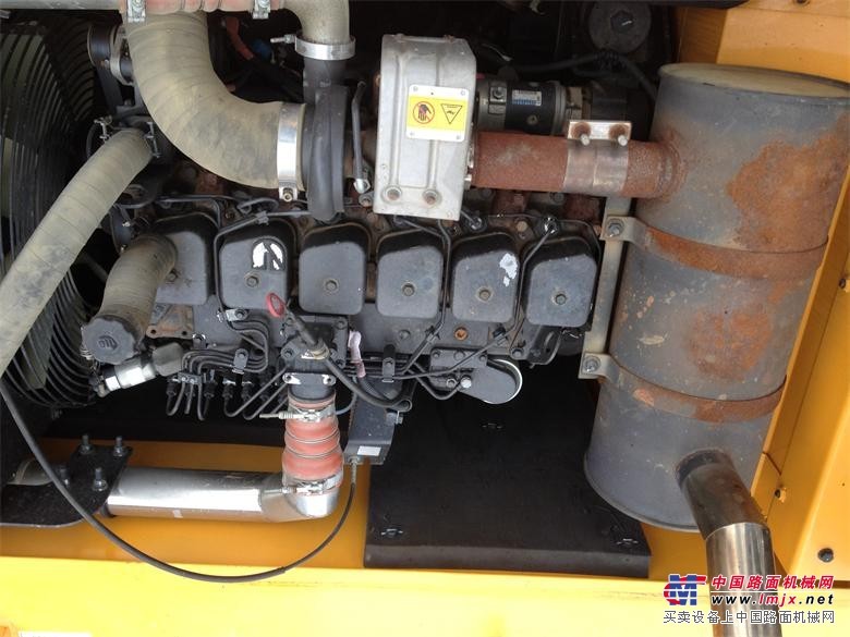 供应二手现代R225LC-7挖掘机
