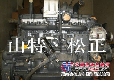 小松配件，小松原厂发动机，挖掘机全车配件