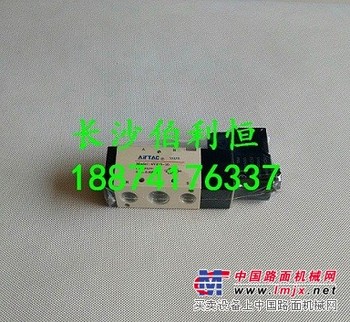 供应广东佛宇混凝土搅拌机配件 搅拌机电磁阀、蝶阀、传感器
