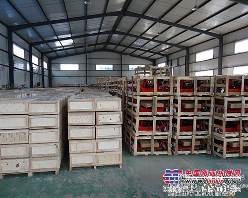 找实惠的重卡维修工具-液压变速箱托架  田中工贸靠谱
