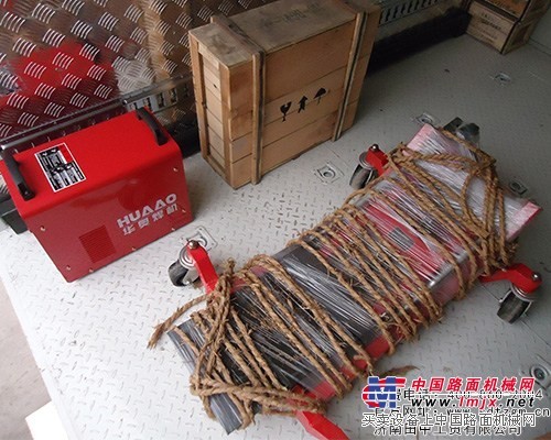 性价比高的重卡维修工具-液压变速箱托架  田中值得您信赖