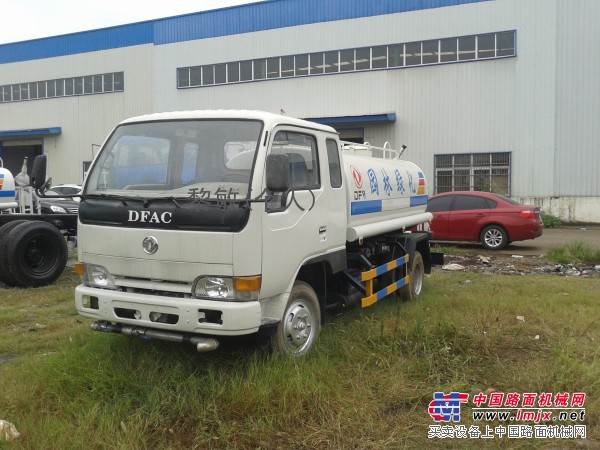 全国出售冷藏车/道路清障车/洒水车/高空作业车等各种专用车