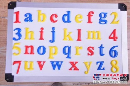 儿童字母磁吸