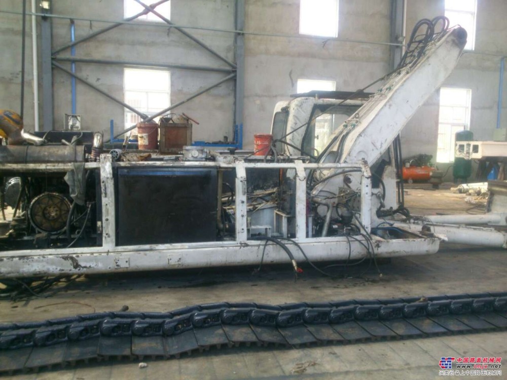 武汉中联220旋挖钻机翻新，旋挖钻机整车专业大修技术