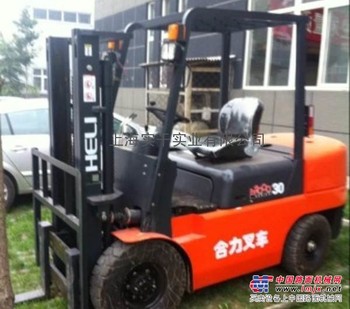辽宁庄河二手叉车，新叉车，提供3吨4吨合力叉车价格杭州叉车哪