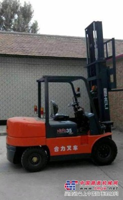 北京二手叉車市場出售一台九成新二手叉車低價轉讓