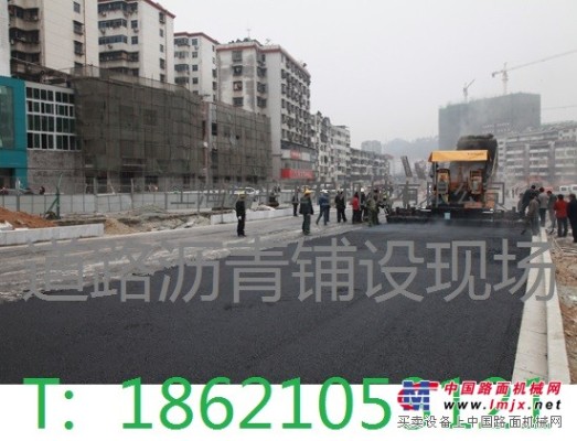 上海市政道路改造路麵瀝青鋪設，修補