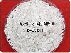 氯化钙销售：潍坊供应具有口碑的二水片状氯化钙