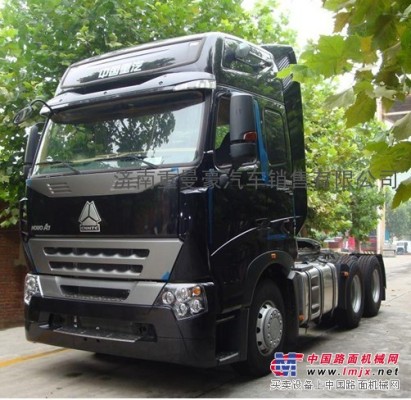 供应中国重汽A7牵引车出口专用/豪沃厂家出口销售