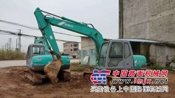 神钢SK120-6第三部