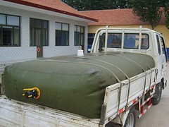 潍坊规模大的软体储水罐提供商——枕型水囊批发