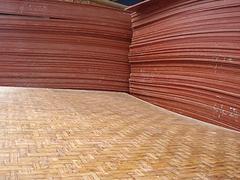 竹胶板多少钱 大量出售质量好的竹胶板