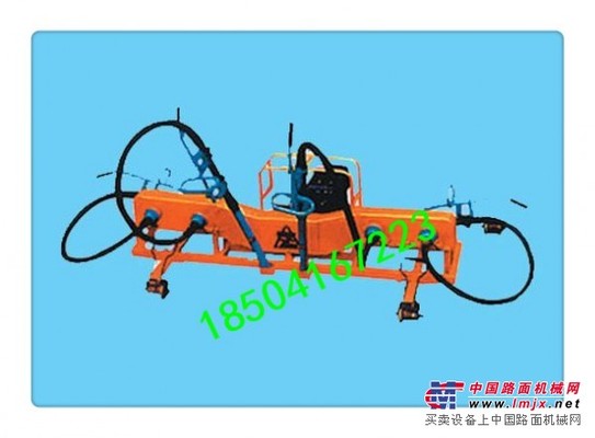 供應一操四內燃軟軸搗固機9.6kw