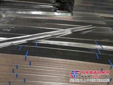 青岛电缆桥架///青岛喷塑电缆桥架///【叶大为建材】
