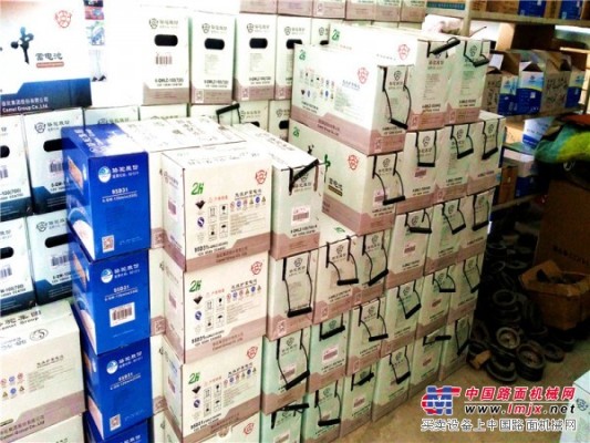 潍坊青州汽车蓄电池批发#华中蓄电池江帆蓄电池价格低，质量优。