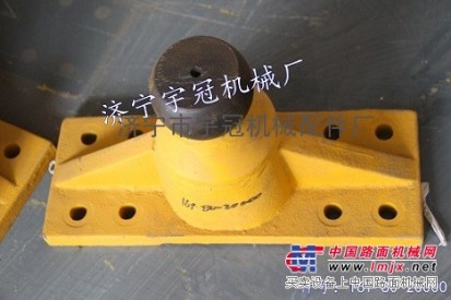 济宁宇冠机械配件厂生产推土机推杆配件耳轴量大优惠