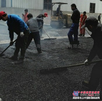上海压路机出租曹行镇混凝土搅拌站承接路面沥青摊铺道路沥青改造
