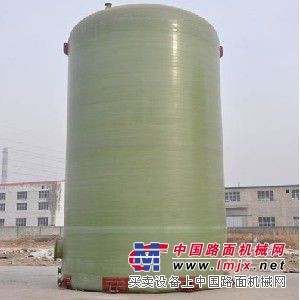 【2016火爆眼球】河南玻璃鋼超純水箱價格行情/生產廠家——新意