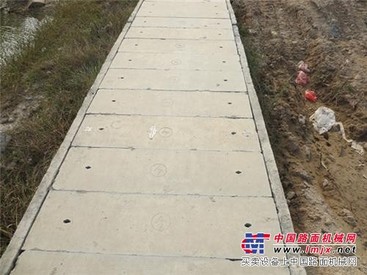 北京水泥边沟盖板厂家/河北水泥边沟盖板批发 鑫源
