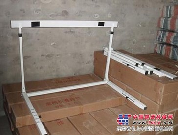 供应可折叠跨栏架/国友文体