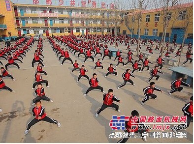 邯鄲武術散打名師培訓 專業武術散打培訓學校 少林智勇