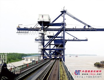广西桥梁码头加固施工哪家好，防城港危桥加固
