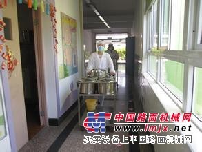 酒店专用餐梯厂家就找鸿泰货梯—低价销售中