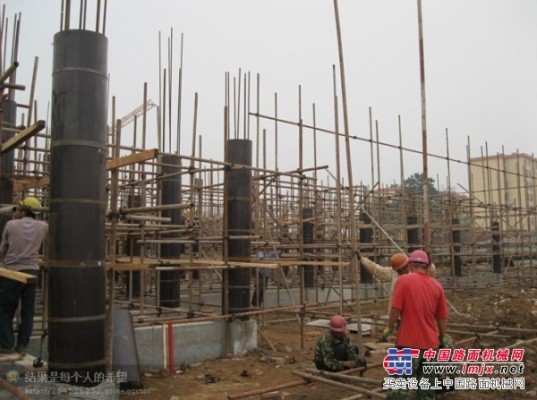 江苏木质圆模板生产/山东方圆建筑材料公司