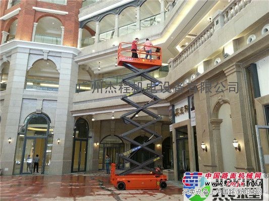 广州萝岗10米电动升降机出租，升降机出租公司