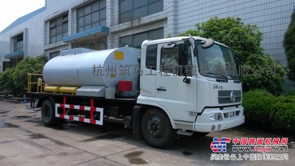 筑马智能型ZM-8SP沥青洒布车