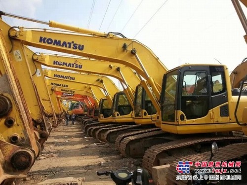 2016年厂家直销小松、现代等各品牌二手挖掘机