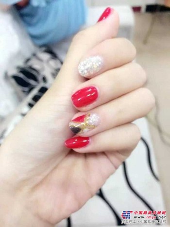 化妆美甲哪家好——福建化妆美甲在哪里