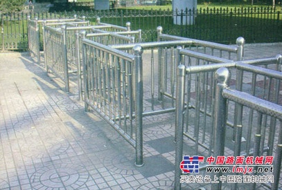 河北铸铝护栏厂家拿货价格咨询--鑫万防护设备