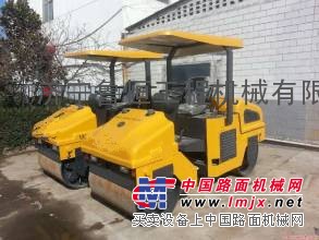 3T-I型双钢轮振动压路机