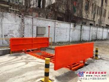 供应湖北热销定制平板洗轮机：长沙定制洗轮机