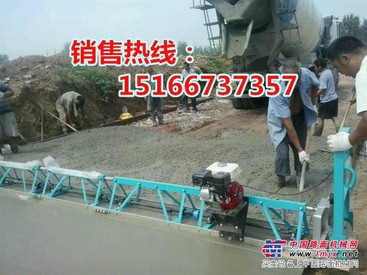 山东康本制造好用8米桥面摊铺机 5米路面整平机报价