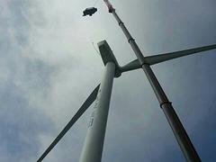 云南始易工程提供的风机检修服务口碑好，专业的履带吊出租