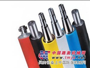 厦门德展工贸有限公司专业定制生产各种胶辊