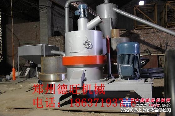 全自动木粉机丨立式大型木粉机哪家便宜丨四川环保木粉机厂家