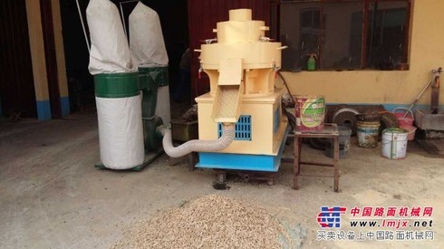 山东立式环模颗粒机厂家：划算的立式环模木屑颗粒机供销