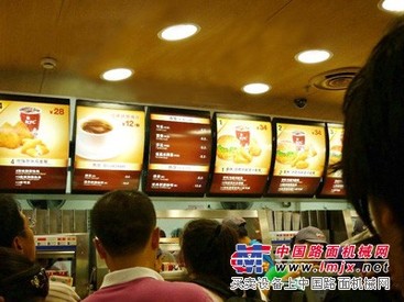 白银肯德基灯箱：买点餐灯箱当然找甘肃传美灯箱