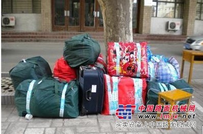 上海到武汉黄石长途搬家物流，行李箱托运，包裹托运，包裹运输，箱子运输代汇物流免费提货，专业打包送货