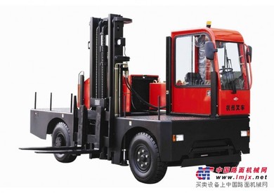 大量供应性价比高的侧面叉车：侧面叉车商机