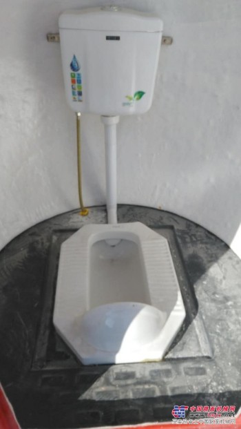 衡水划算的玻璃钢移动公厕供销：上海景区卫生间  移动厕所