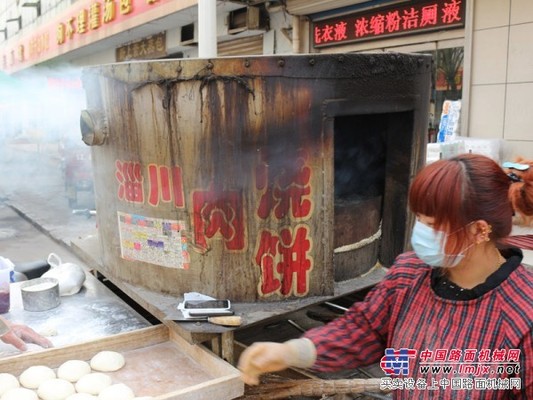 哪里学制作淄川肉烧饼？哪里有烧饼培训？【川鑫肉烧饼】