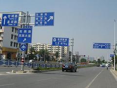 广西优质的交通指路牌_价格合理的道路指示牌，同享钢结构制品公司供应