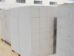 强保温砂加气混凝土砌块，供应山东价格合理的蒸压加气混凝土砌块