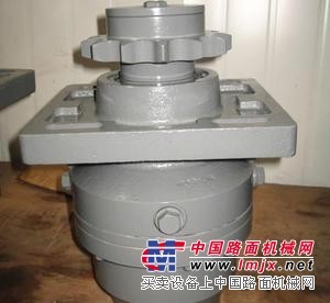 中聯攤鋪機LTU90D分料減速機優質配件供應商